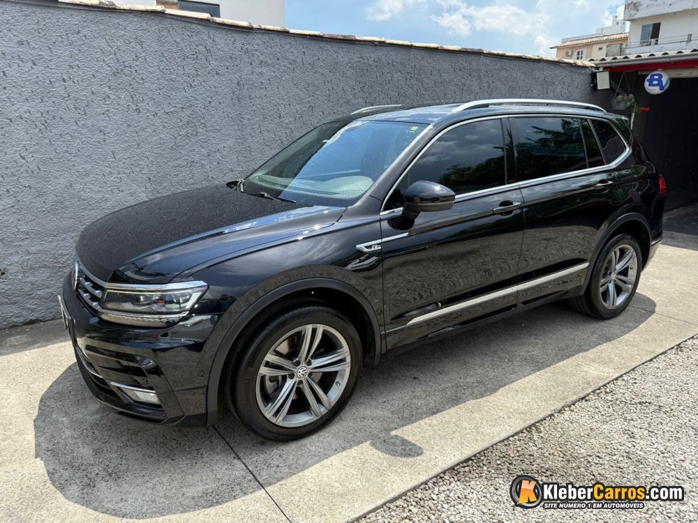 Tiguan Allspace R-Line na Remor Veículos